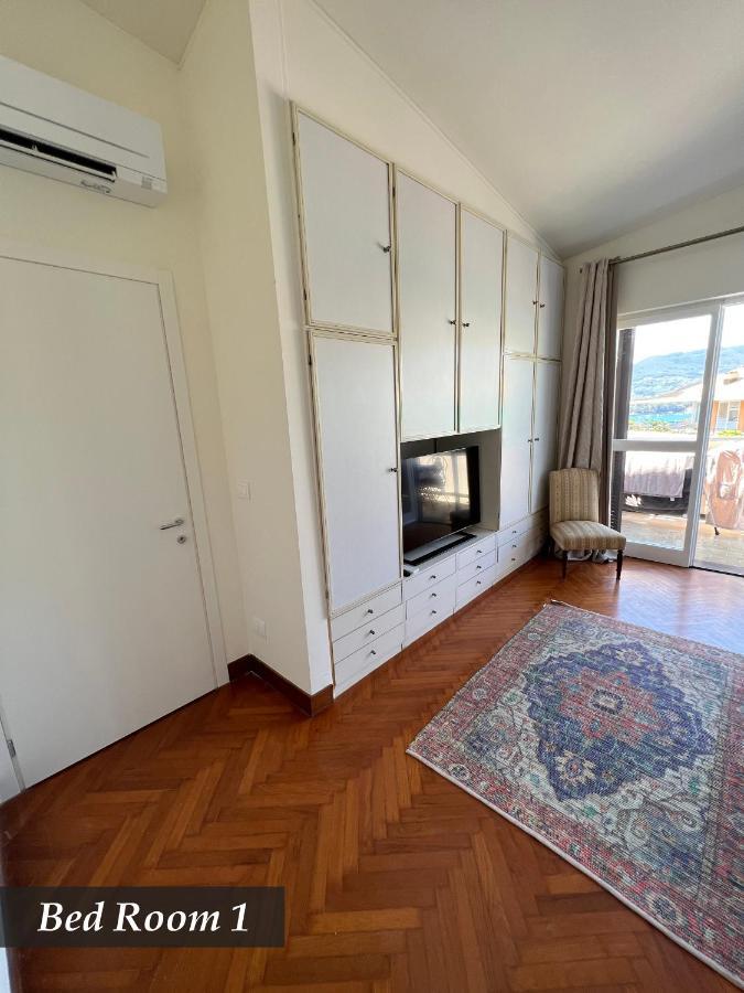 Nautilus Vista Mare Mozzafiato A 180 Gradi- Posto Auto Privato - 2 Camere Matrimoniali Piu 1 Divano Letto Singolo-Sky,Netflix-Wifi 200Mg Рапало Екстериор снимка